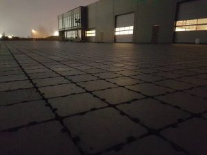 Permeable dekker by night! bilde