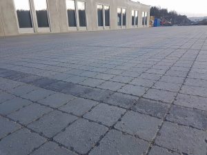 Permeable dekker på Svinesund Transportsenter bilde