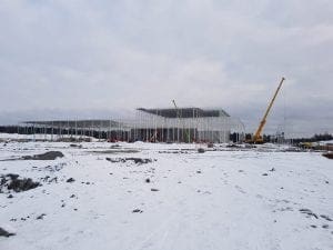Rett utenfor Moss reiser Europris sitt nye, gigantiske lager. bilde